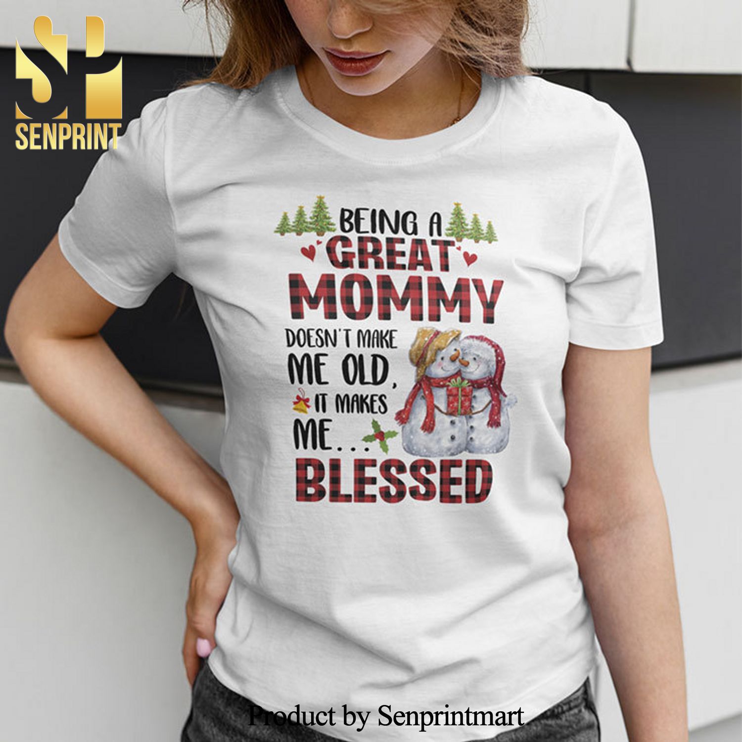 Being A Great Mommy Doesn’t Make Me Old Christmas Gifts Shirt It Makes Me Blessed