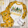 NFL Pittsburgh Steelers Mickey and Friends Very Mery Christmas Party All Over Printed Classic Pajamas Set