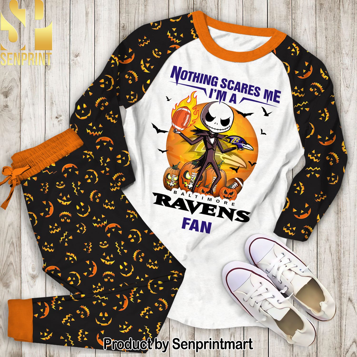 Nothing Scares Me I’m A Ravens Fan Amazing Outfit Pajamas Set