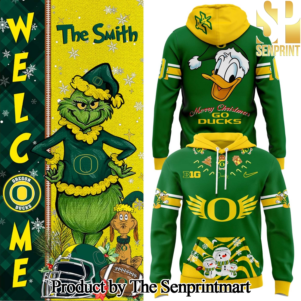 Oregon Ducks Merry Christmas 2024 Hoodie SEN3389