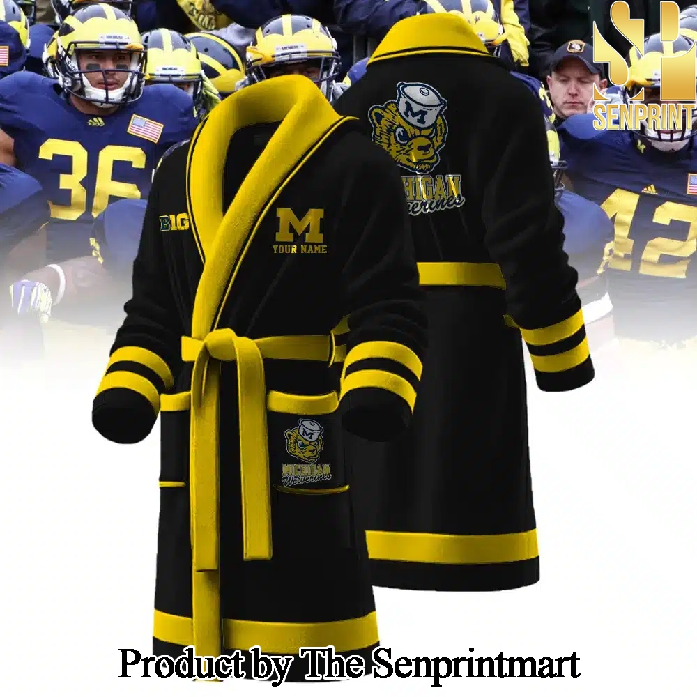 Michigan Wolverines Unisex All Over Printed Bathrobe SEN2219