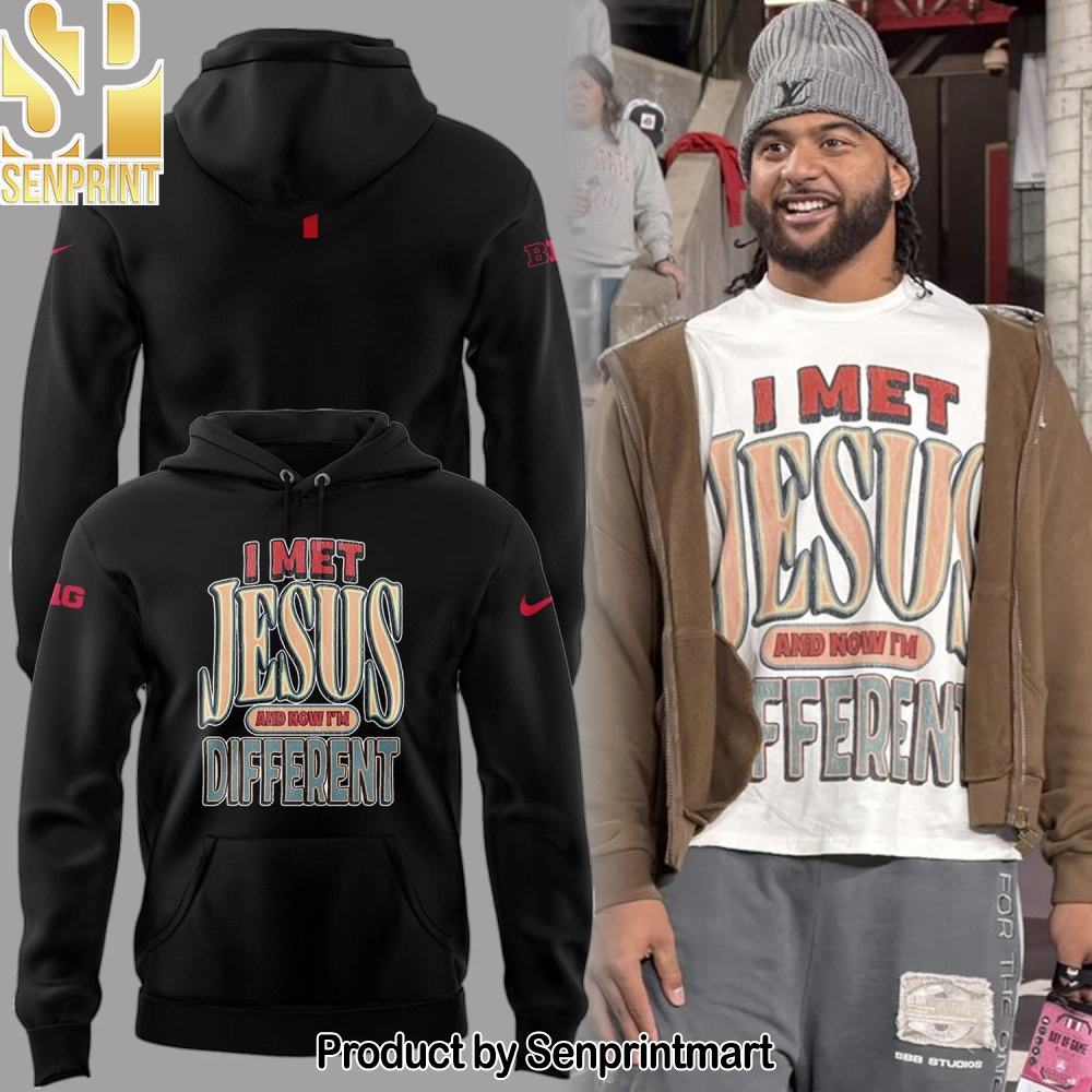 Back at Ohio State, J.T. Tuimoloau makes a statement in the ‘I MET JESUS AND NOW I’M DIFFERENT’ Hoodie – Sports Fan Outfit 4156