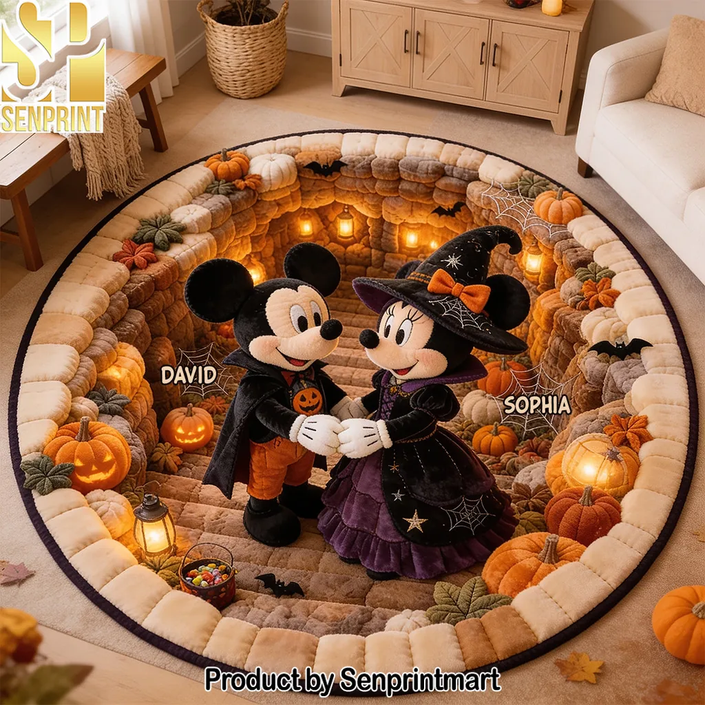 Personalized Mickey and Minnie Halloween Couple Round Mat